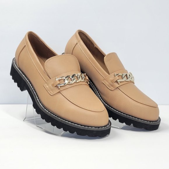 BCBGeneration Shoes - BCBGeneration tinaa loafer shoes Sz 7.5  NEW